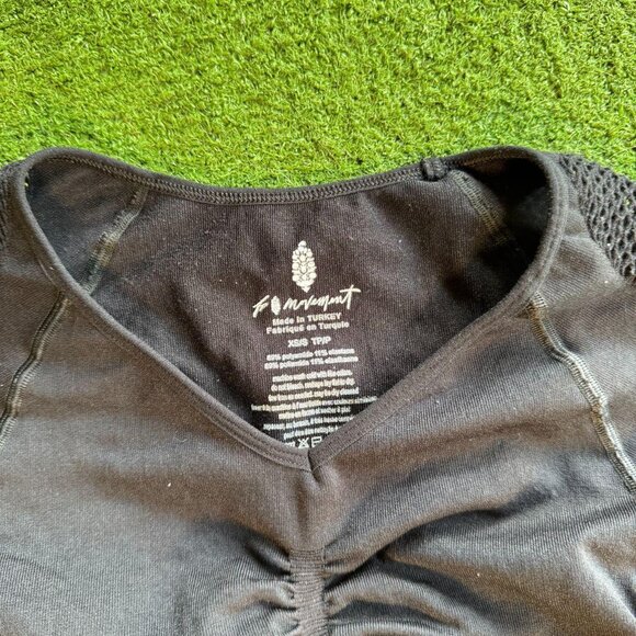 Free People Movement Black Ruched Long Sleeve - Picture 2 of 2